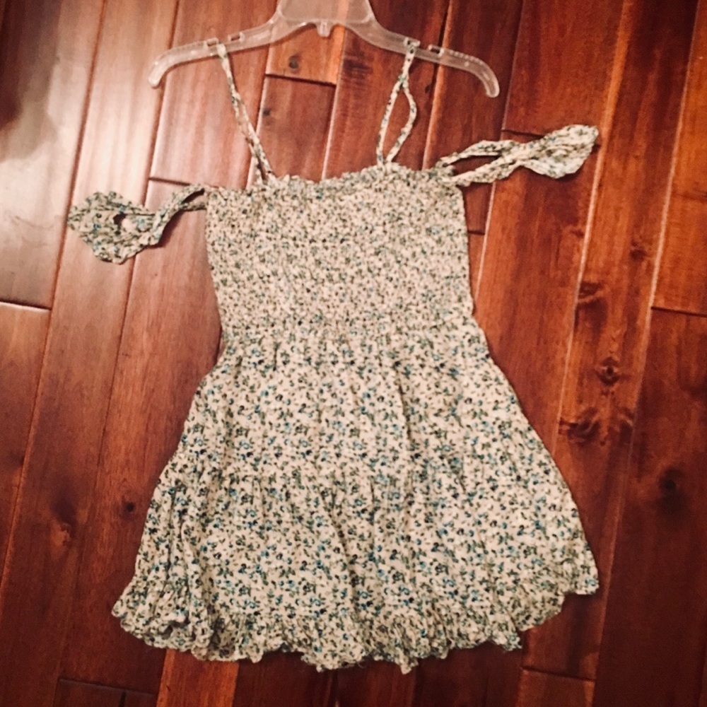 Willy Jays Off the Shoulder Floral Top/Dress Sz S